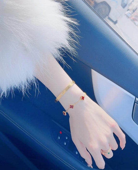 Van Cleef & Arpels Clover Bracelet