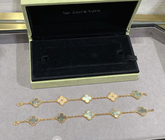 Van Cleef & Arpels Clover Bracelet