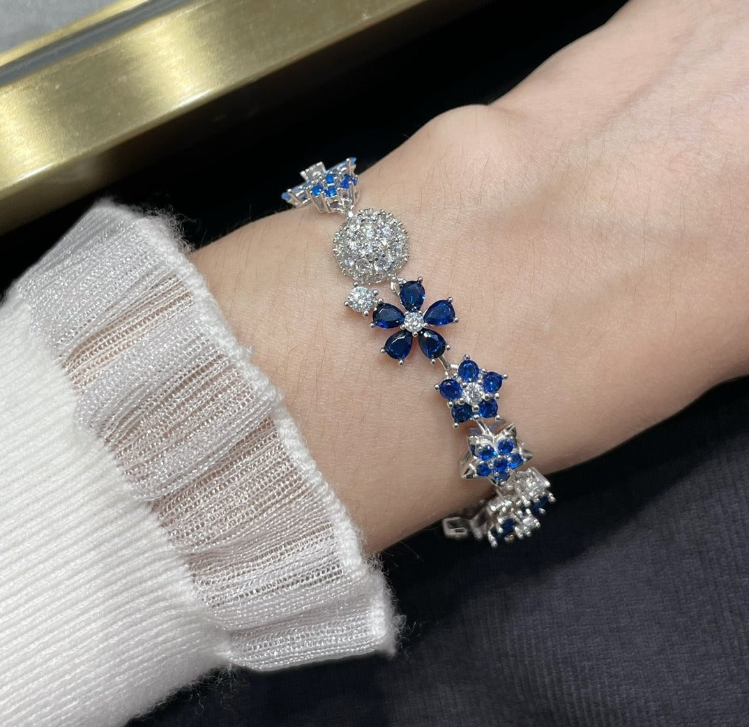 Van Cleef & Arpels Clover Bracelet
