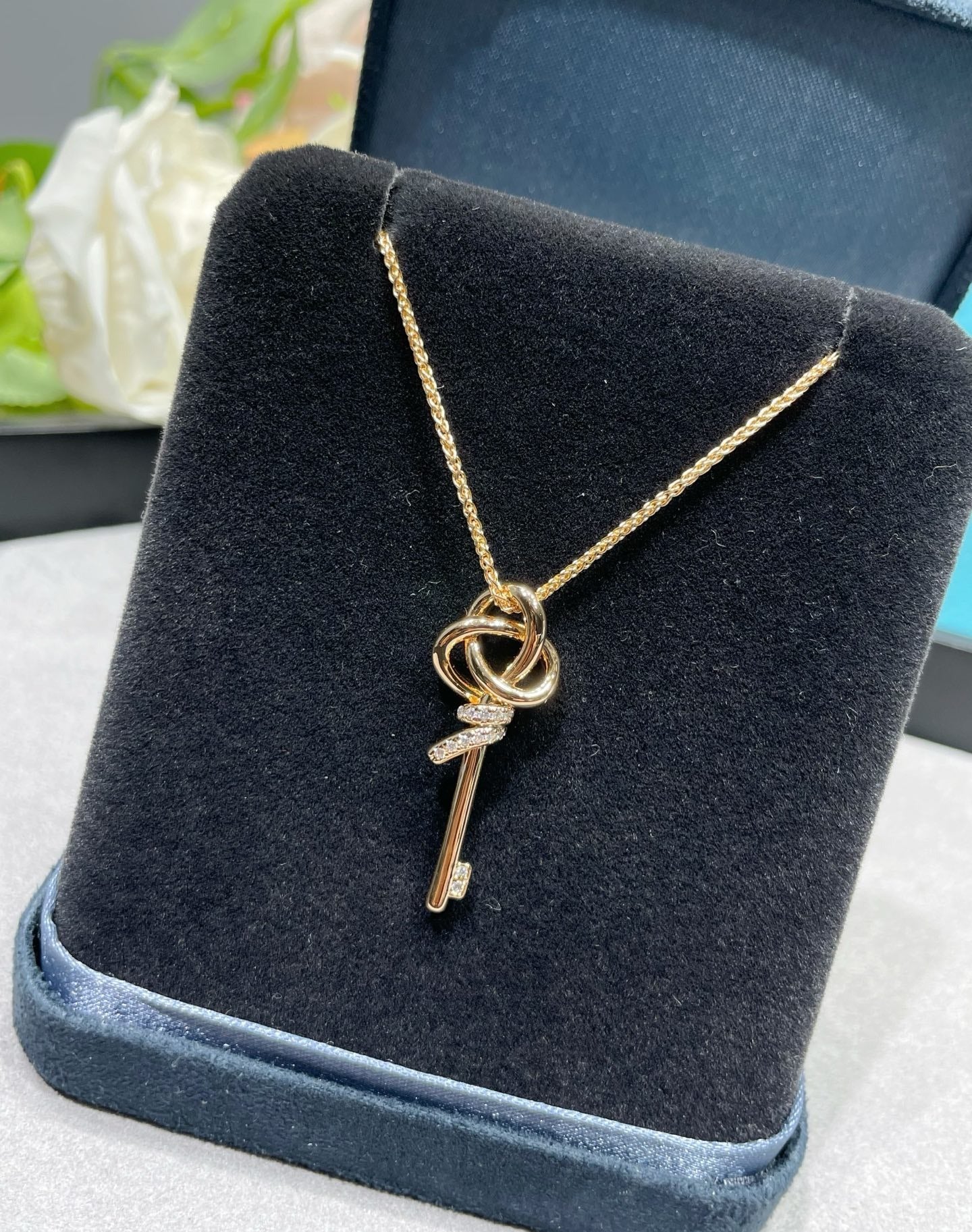 Tiffany & Co. Round Necklace