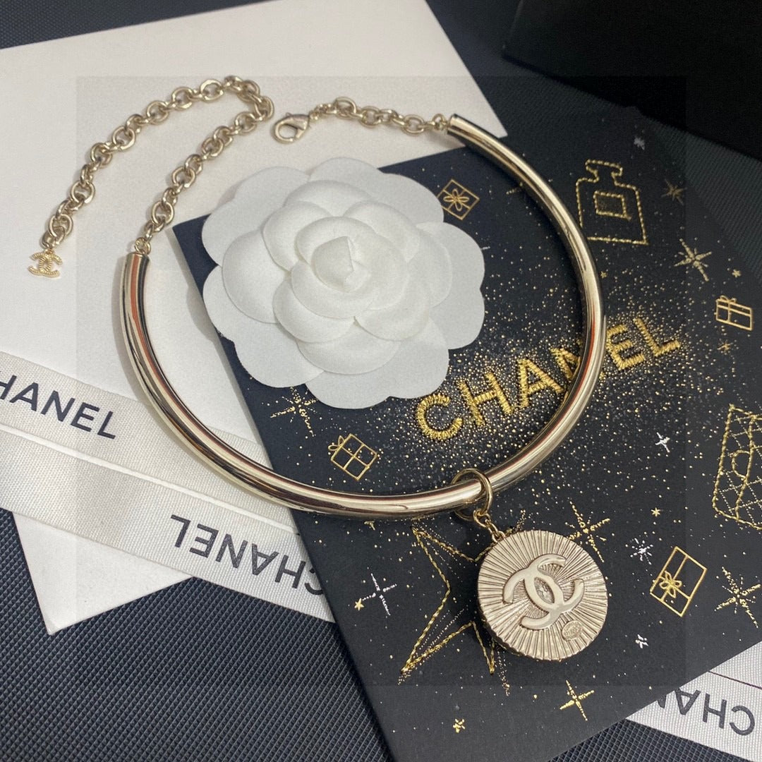 Chanel Round Necklace