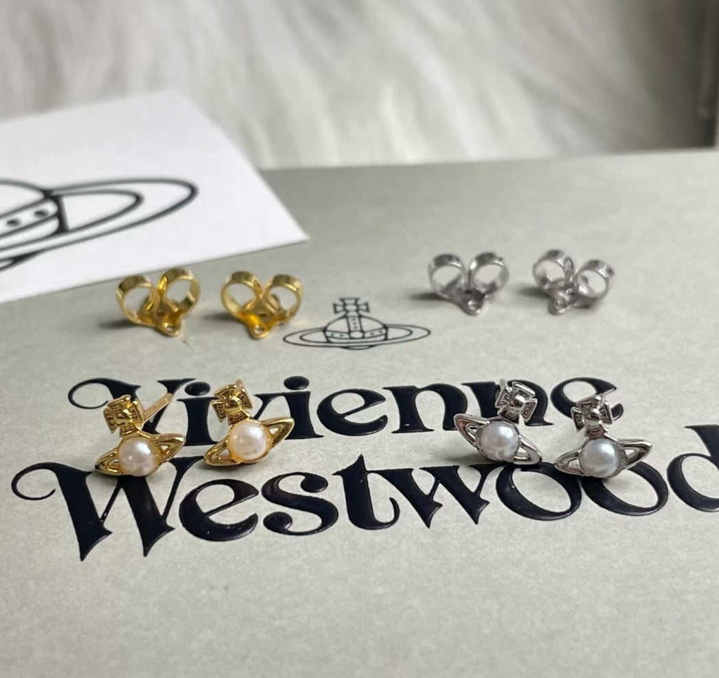 Vivienne Westwood Pearl Jewelry Set