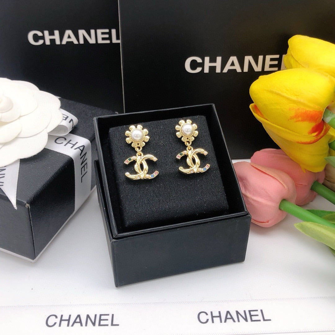 Chanel Gold Pearl Earrings