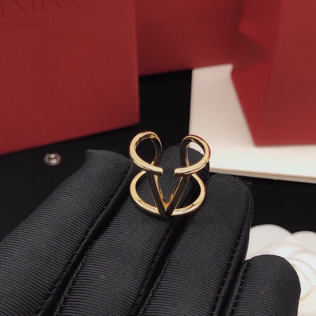 Valentino Ring