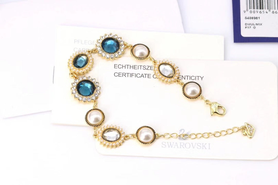 Swarovski Green Pearl Bracelet