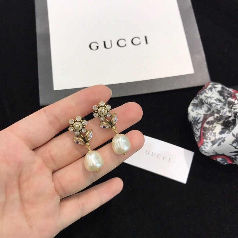 Gucci Sterling Silver Pearl Earrings