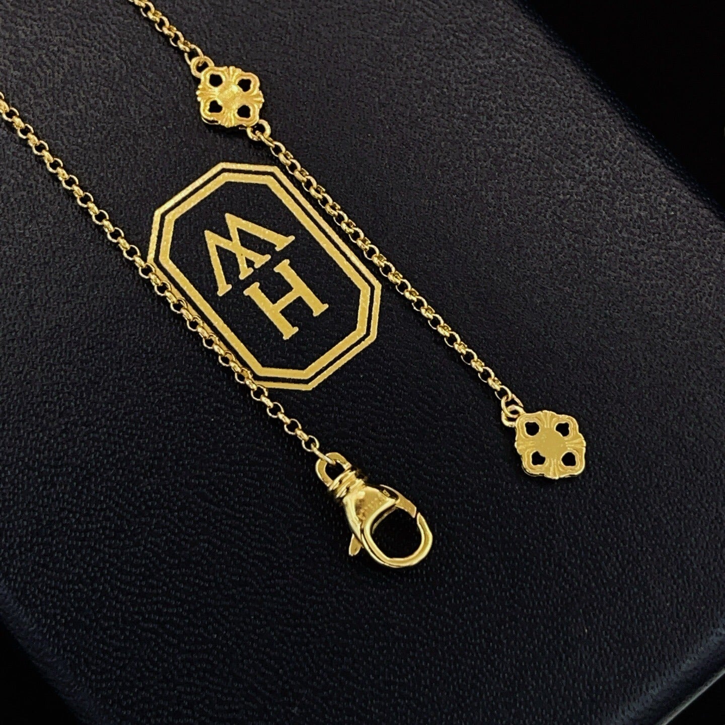 Harry Winston White Brass Necklace