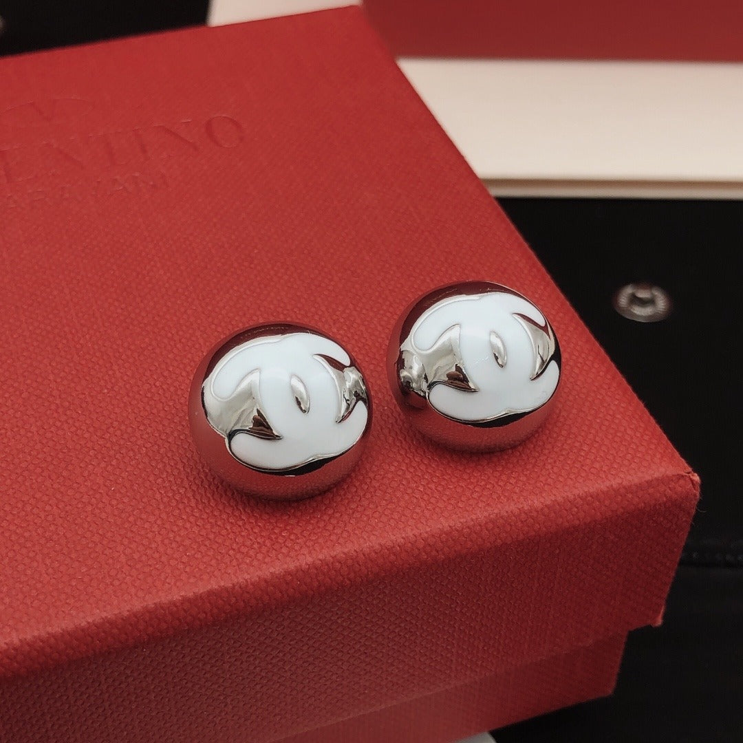 Chanel White Brass Round Earrings