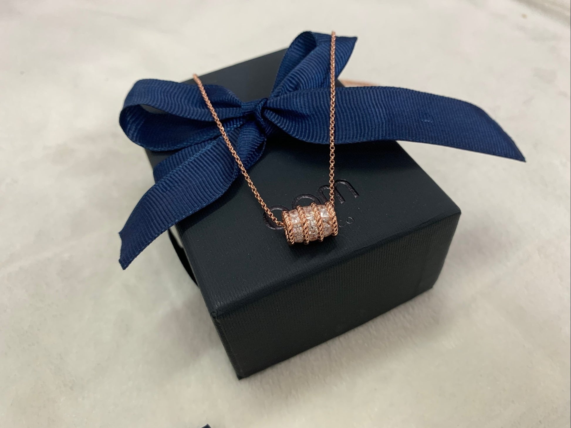 Unbranded White Necklace