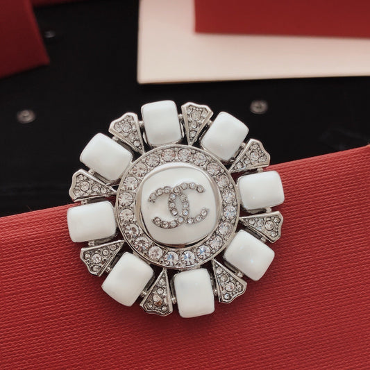 Unbranded White Round Brooch