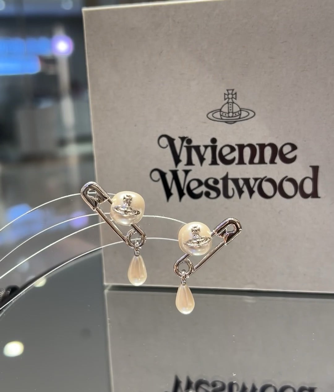 Vivienne Westwood Pearl Jewelry Set