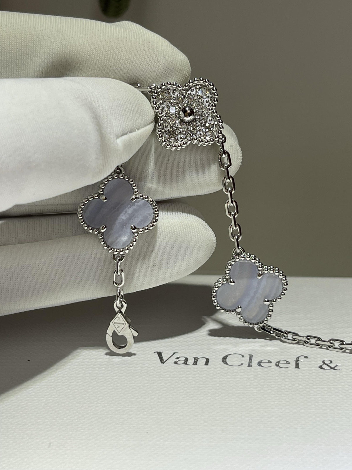 Van Cleef & Arpels Gold Necklace