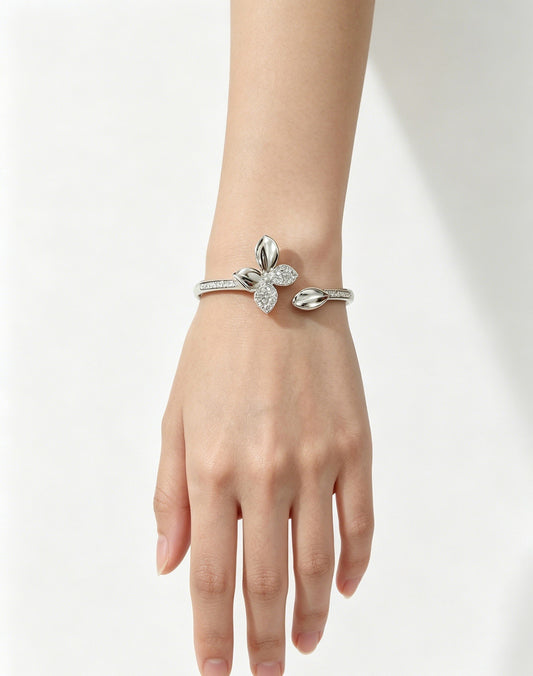Van Cleef & Arpels Clover Bracelet