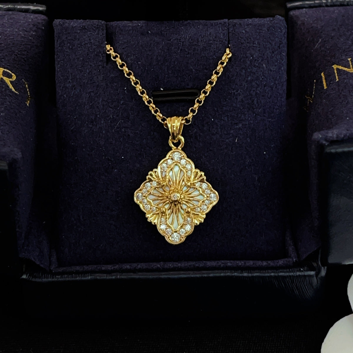 Harry Winston White Brass Necklace