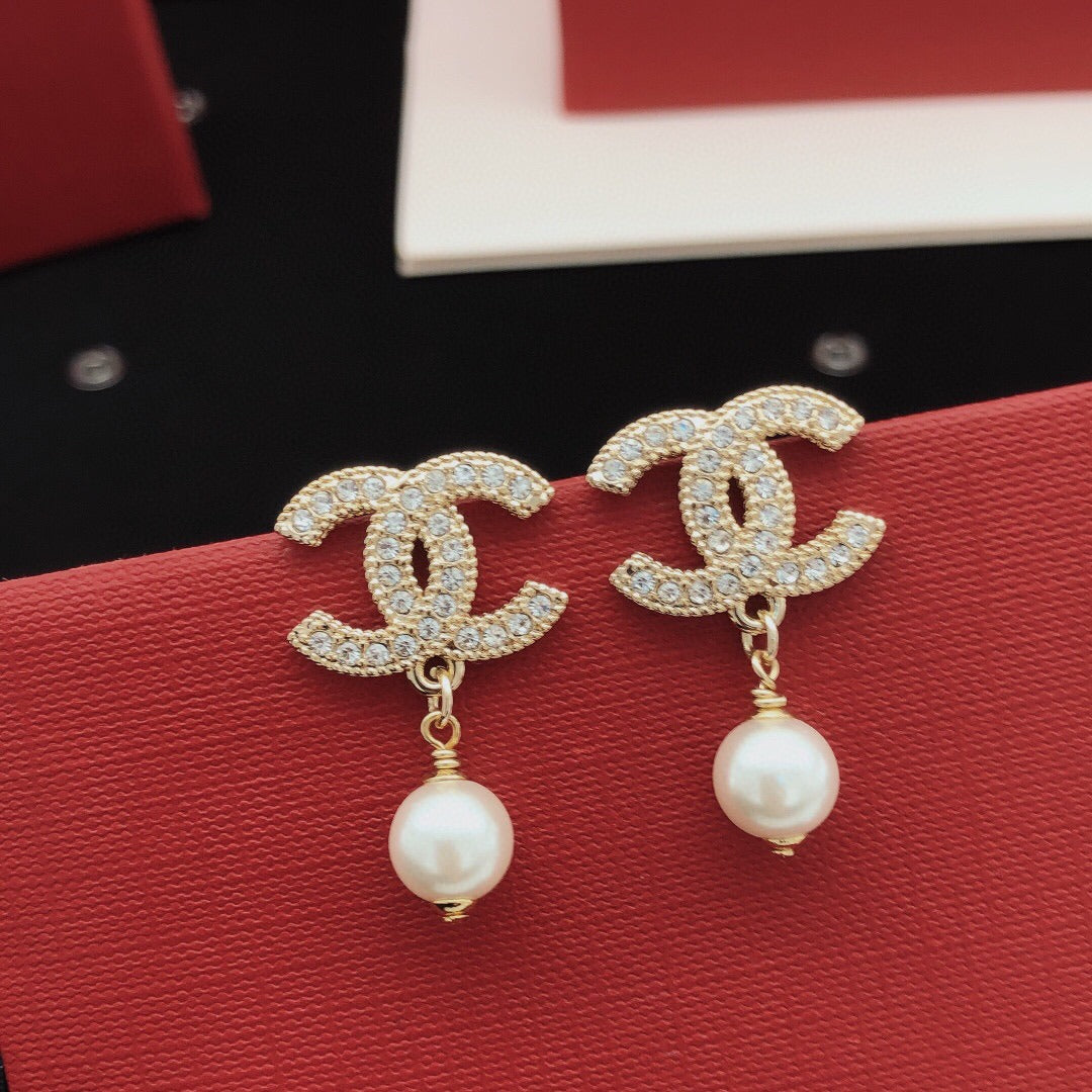 Chanel Gold Brass Pearl Earrings