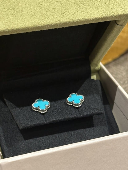 Van Cleef & Arpels Clover Earrings