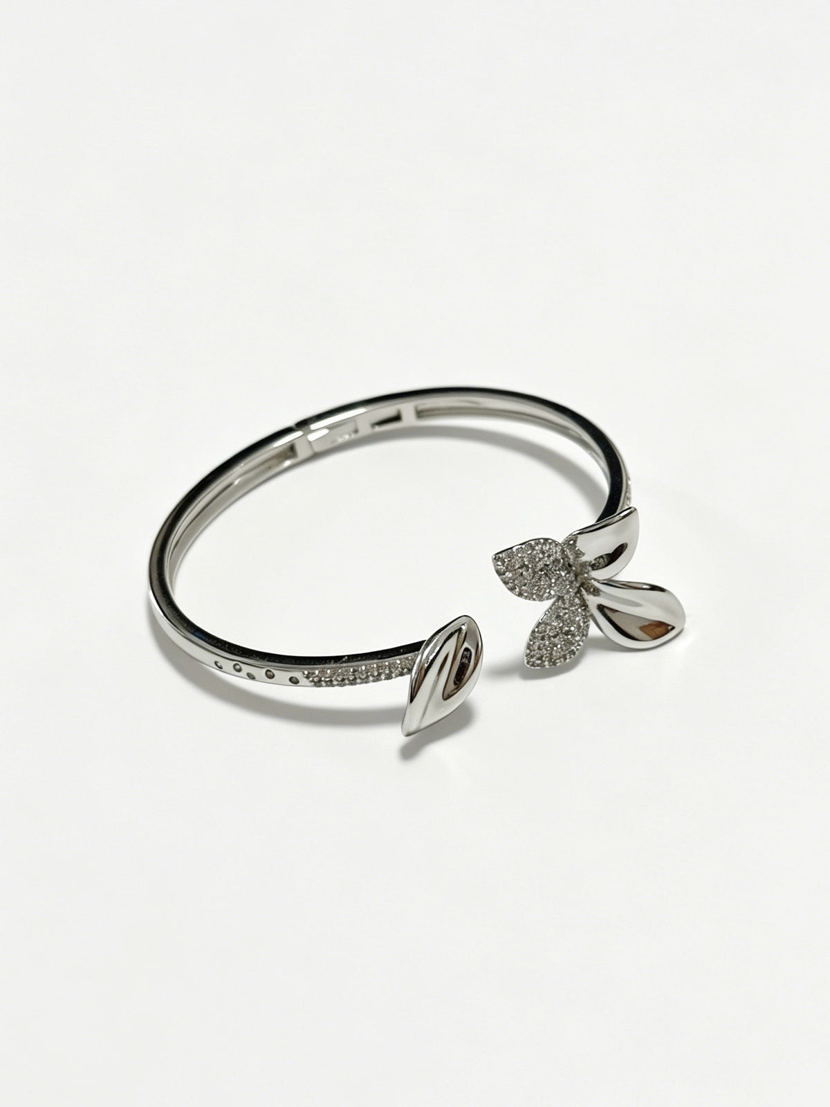 Van Cleef & Arpels Clover Bracelet