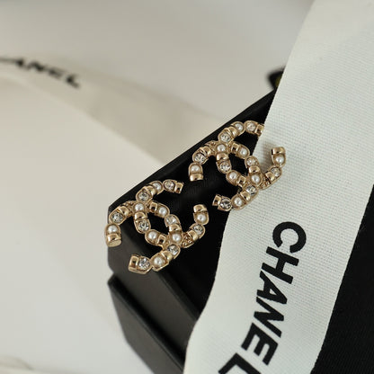 Chanel White Pearl Earrings