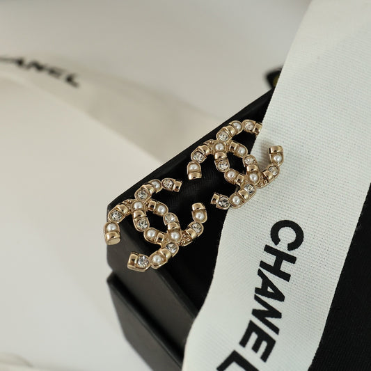 Chanel White Pearl Earrings