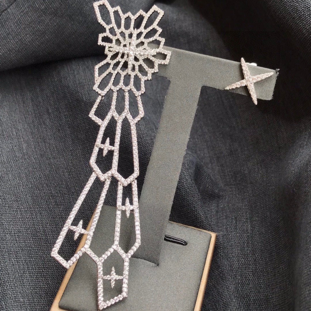 APM Monaco White Star Earrings