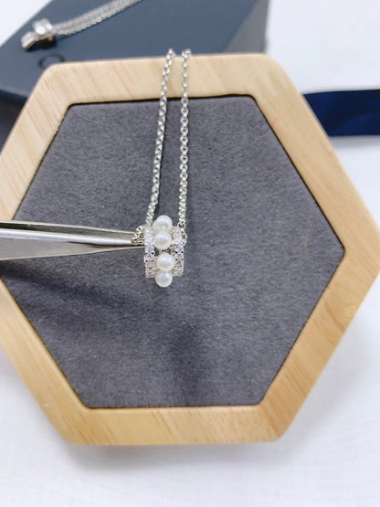 Unbranded Pearl Necklace