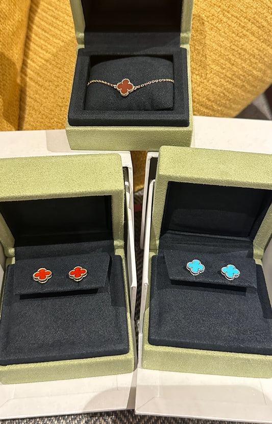 Van Cleef & Arpels Clover Earrings
