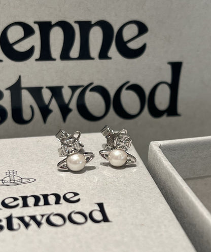 Vivienne Westwood Pearl Jewelry Set