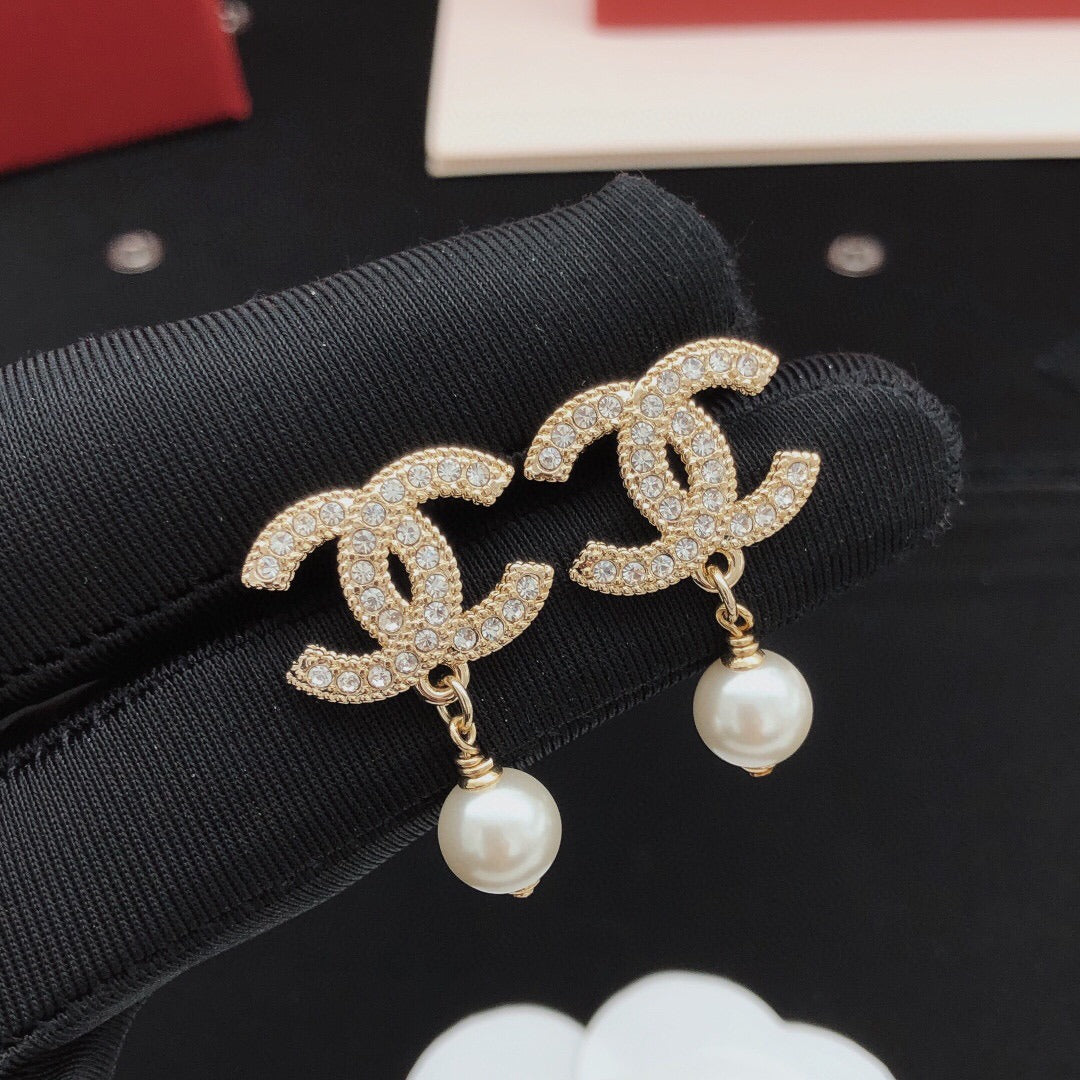 Chanel Gold Brass Pearl Earrings