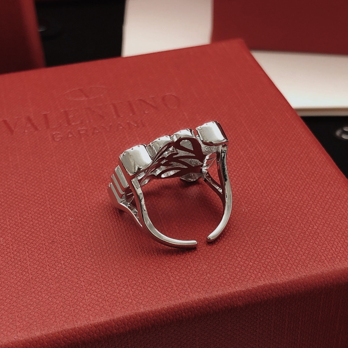 Loewe Brass Ring