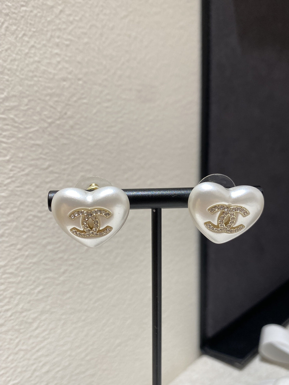 Chanel White Sterling Silver Heart Earrings