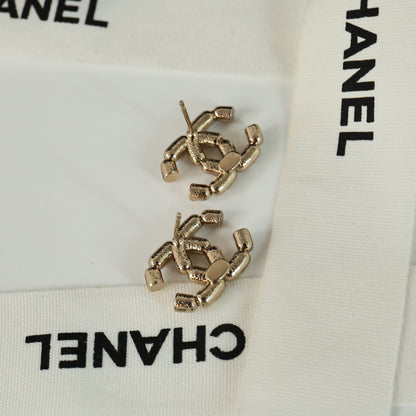 Chanel White Pearl Earrings