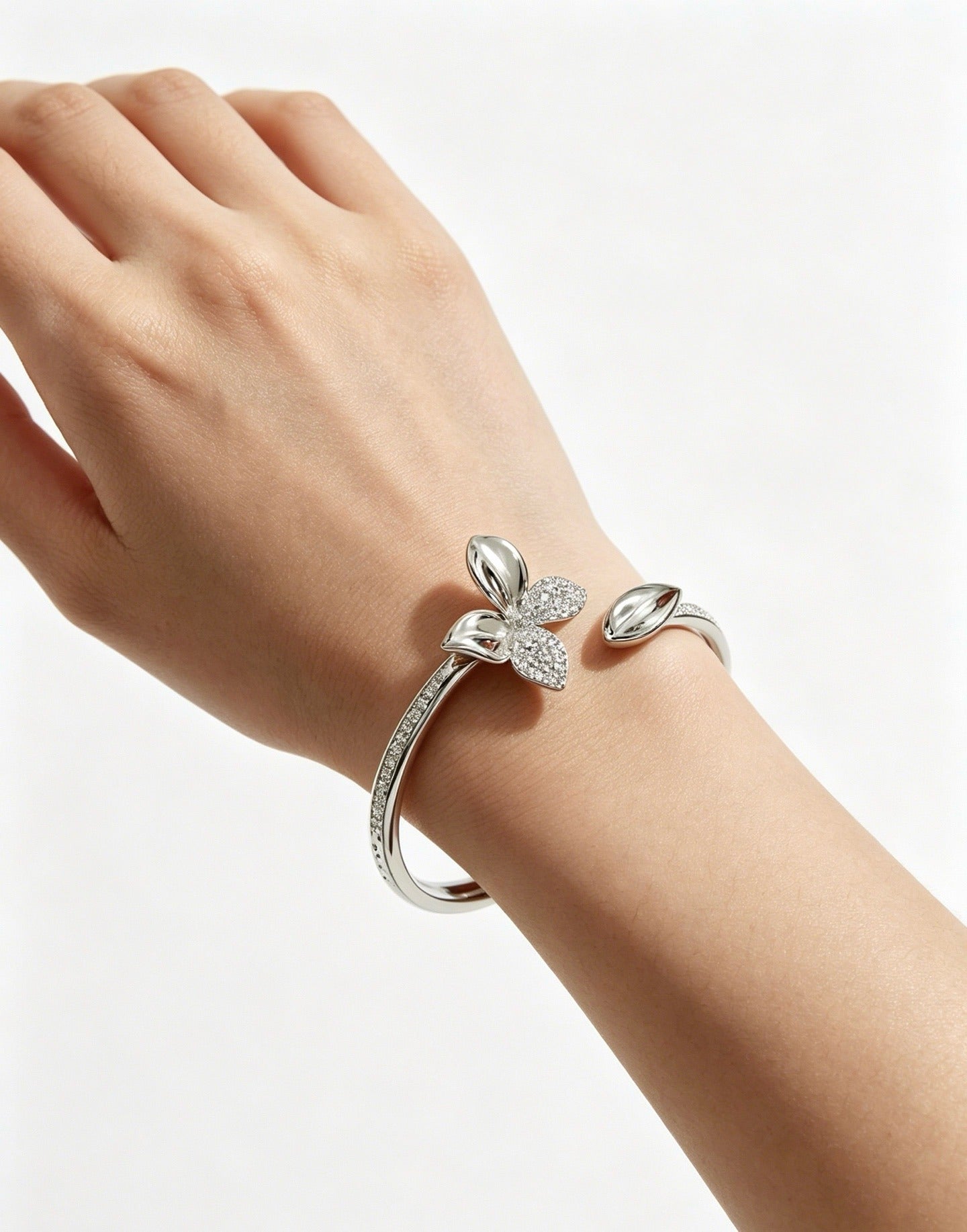 Van Cleef & Arpels Clover Bracelet