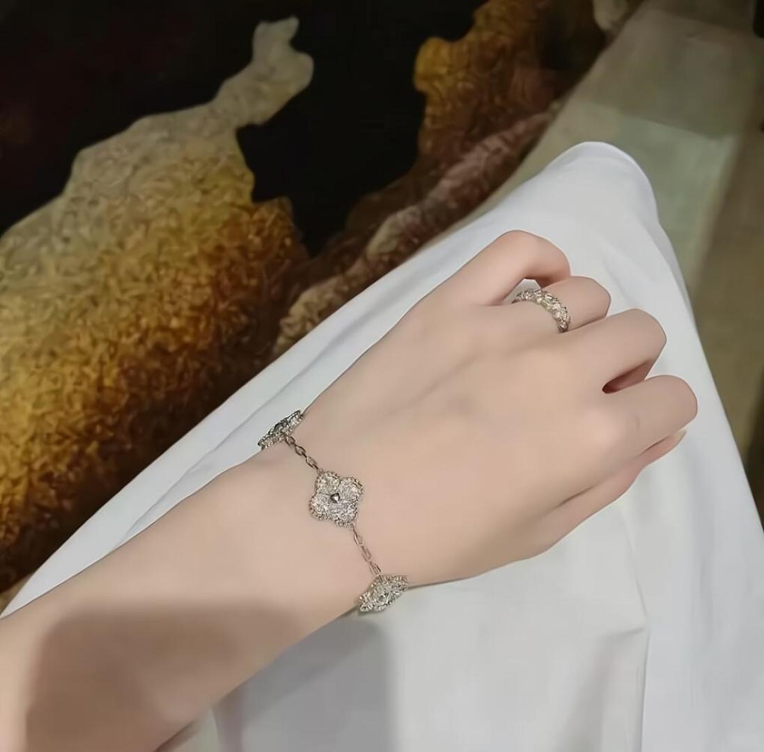 Van Cleef & Arpels Gold Clover Bracelet