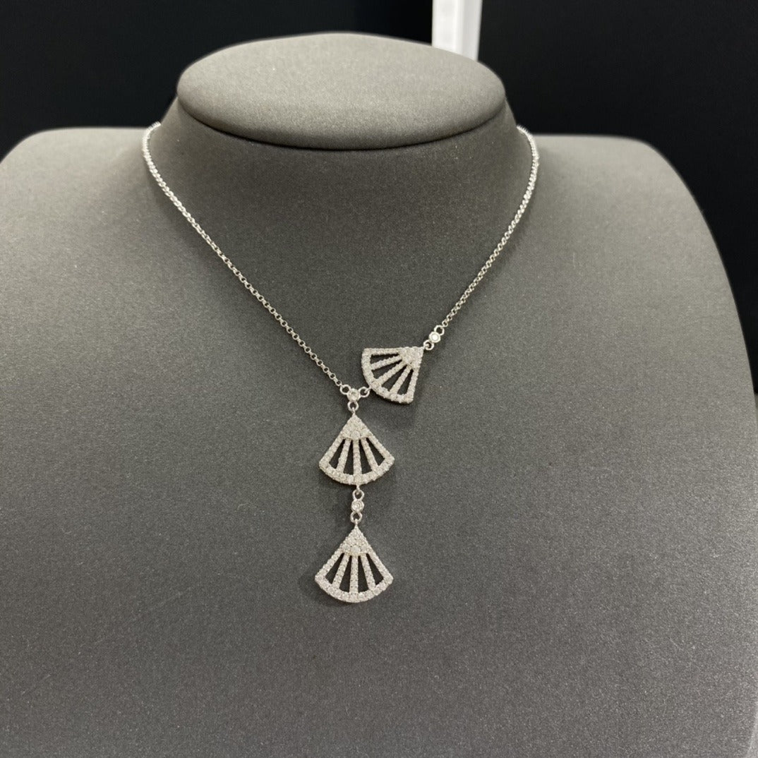 Unbranded Necklace