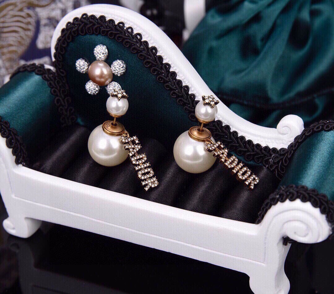 Dior Pearl Earrings