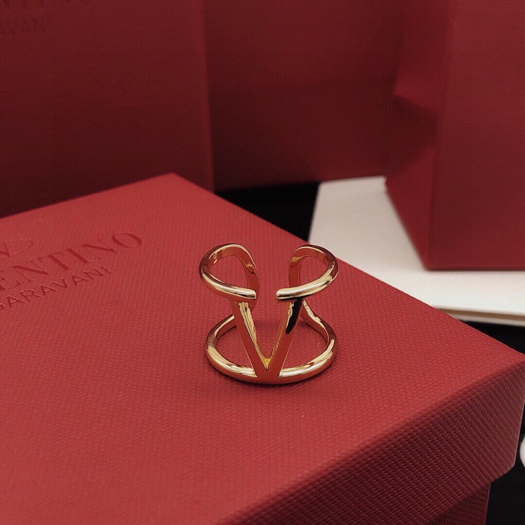 Valentino Ring