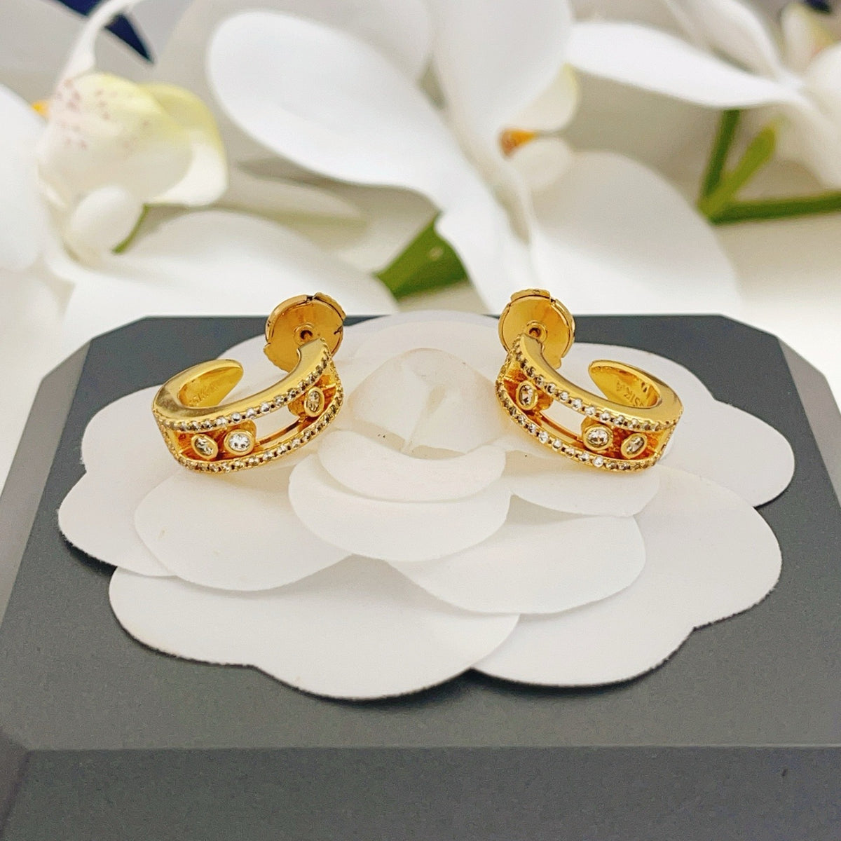 Messika Gold Brass Round Earrings
