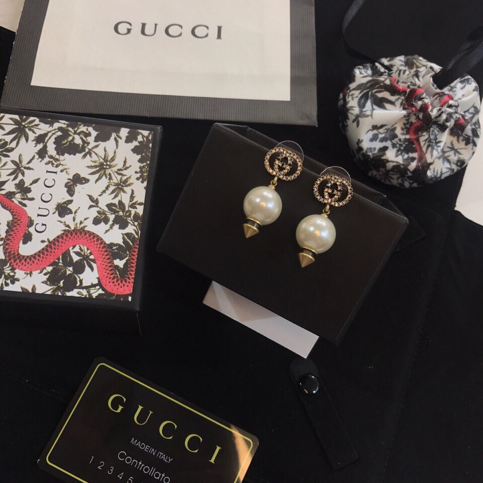 Gucci Pearl Earrings