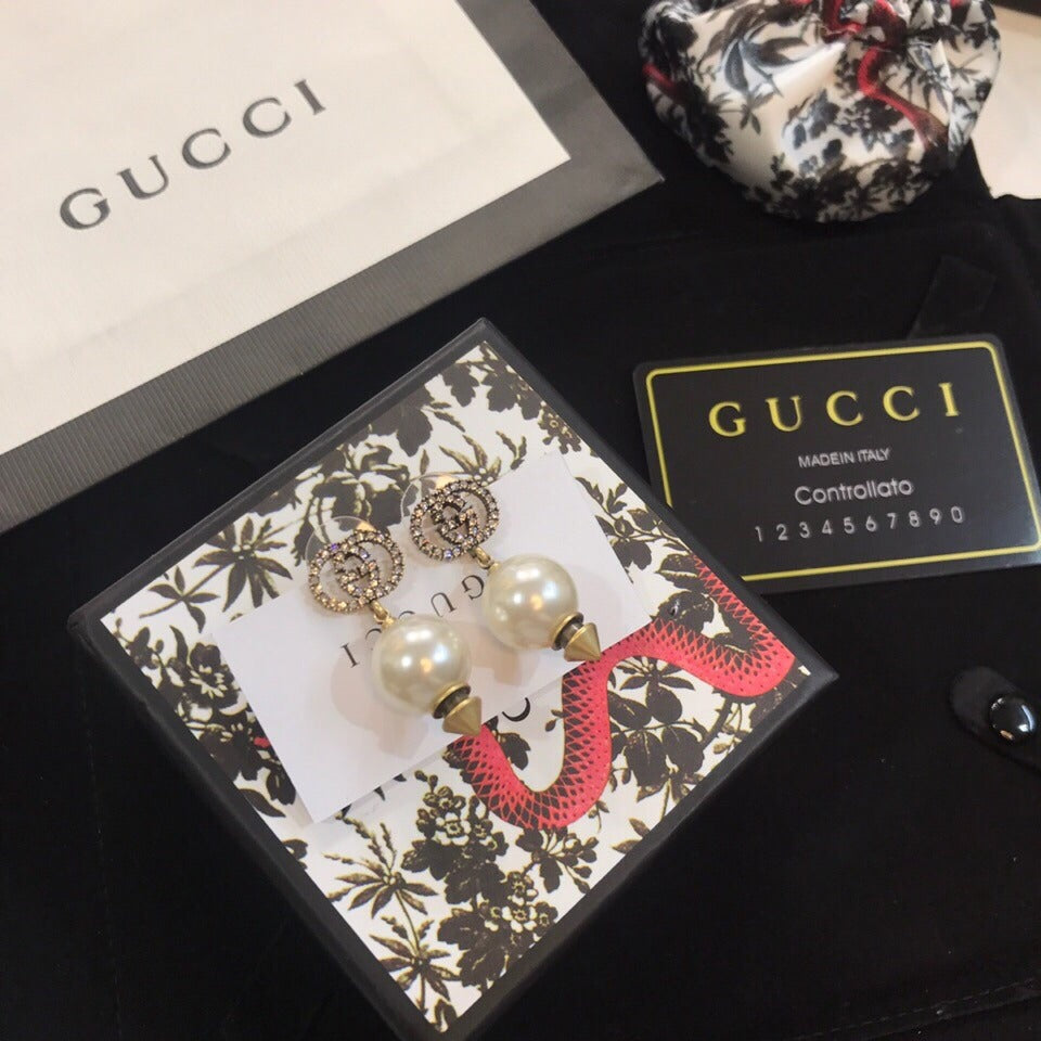 Gucci Pearl Earrings