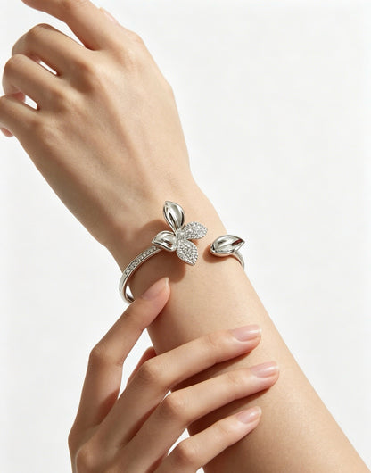 Van Cleef & Arpels Clover Bracelet