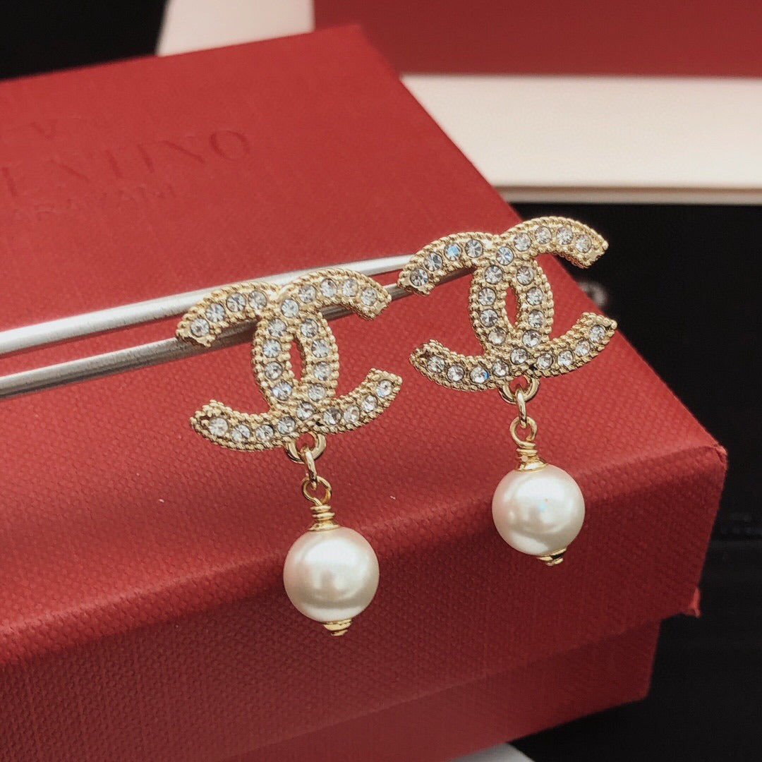 Chanel Gold Brass Pearl Earrings