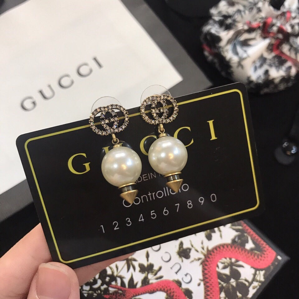 Gucci Pearl Earrings