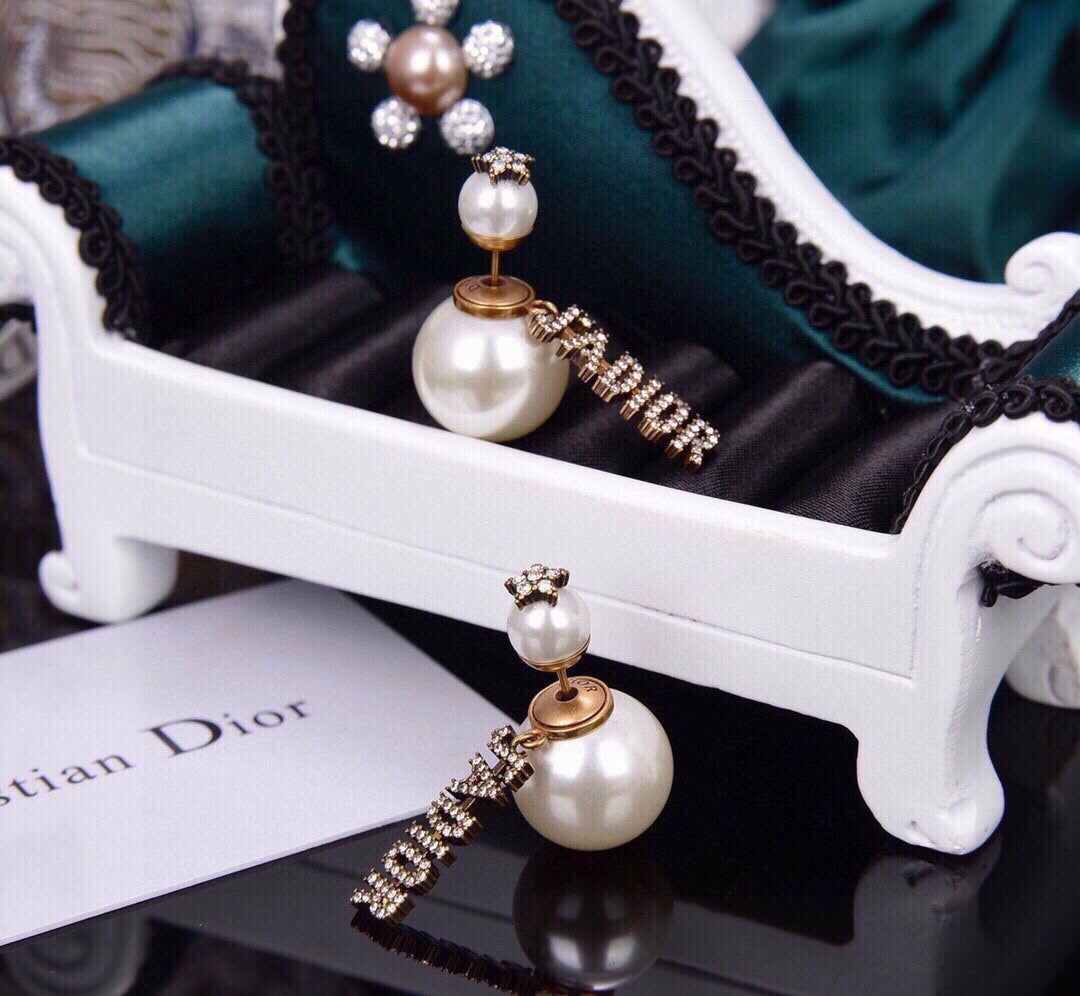 Dior Pearl Earrings