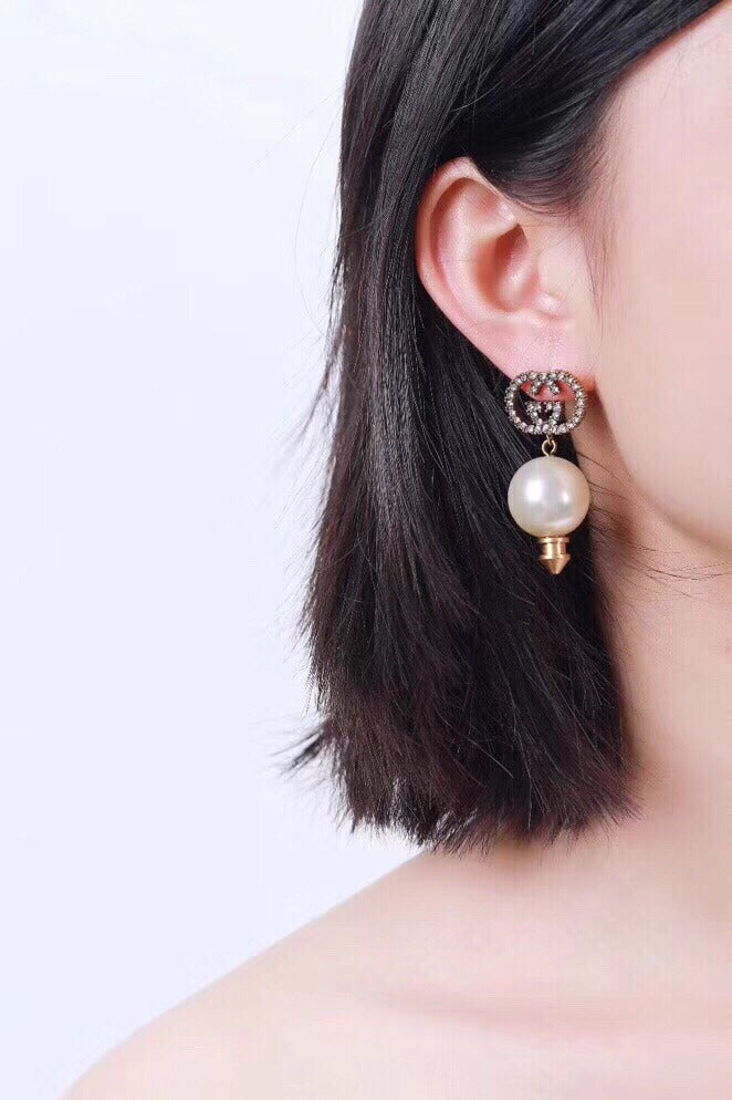 Gucci Pearl Earrings
